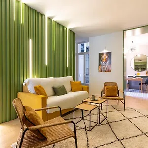 https://nice-renting-luxurious-loft-2-bedroom-a-c-balcony.fr-provencehotel.com